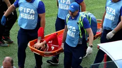 El jugador de Túnez se va lesionado