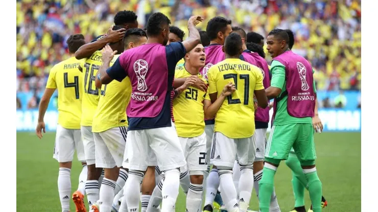 Colombia y Polonia se juegan la vida con sus equipos de gala