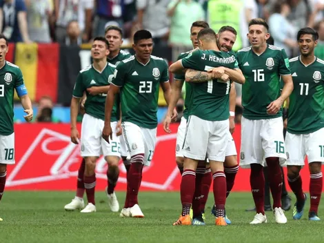 Portada de diario español: Barcelona "enamorado" de figura del "Tri"