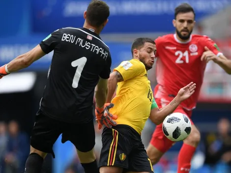 Hazard tampoco tiene ropa: eludió al arquero a lo Maradona