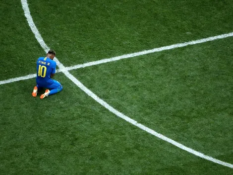 La imagen del día: terminó el partido y Neymar se quebró en llanto