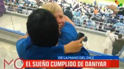 Foto de Diego Maradona abrazando al nene ruso.