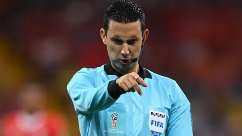 César Sánchez tendrá su debut mundialista como réferi en el grupo H.