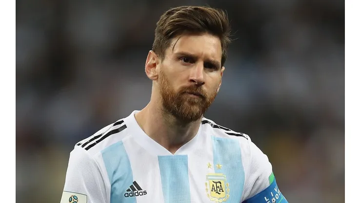 Neymar tuvo un gran partido y la gente cargó contra Messi en Twitter