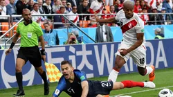 Foto de Carrillo ante la Selección de Francia
