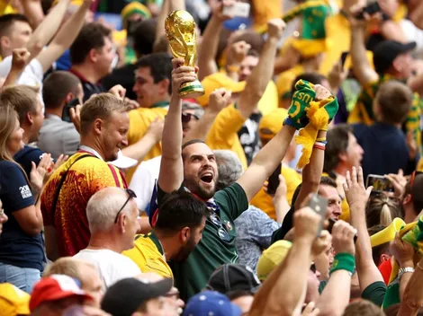 Los hinchas de Dinamarca y Australia festejaron unidos el empate de sus países