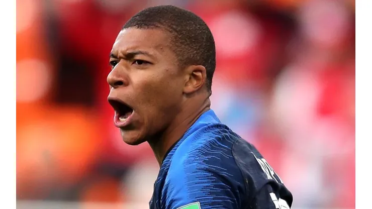 Está loco: Mbappé casi le hace un gol de taco a Perú