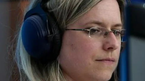 Vicki Sparks relatando