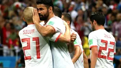 FESTEJA EL LAGARTO. Diego Costa celebra contra Silva su gol contra Irán (Foto: Getty).