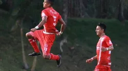 Mirando el Mundial, se emocionó pensando en ver pronto a la selección de su país