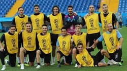 Suárez atajó en el entrenamiento de Uruguay