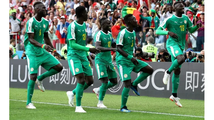 Senegal dio los golpes justos para tumbar a Polonia