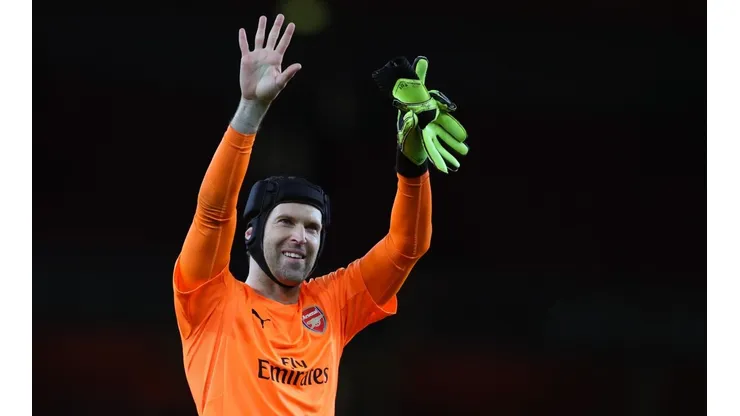 El Napoli apuntaría a reforzar su arco con Petr Čech