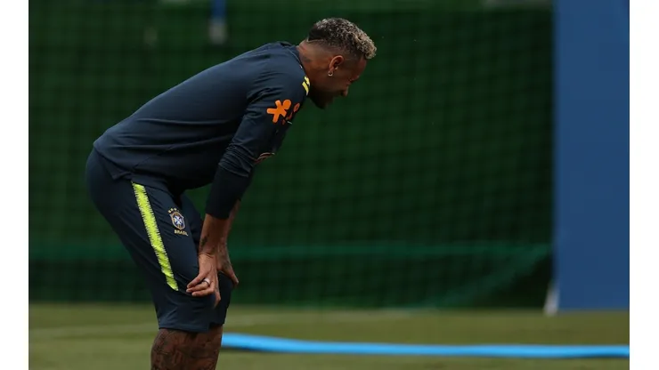 Video: así se retiró Neymar de la práctica de Brasil
