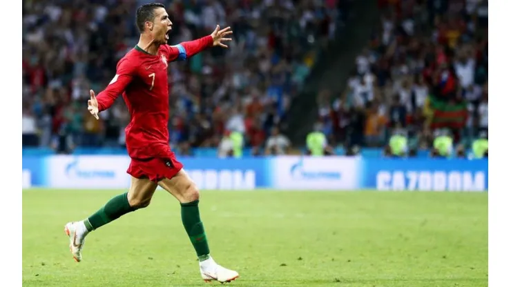 Cristiano Ronaldo festeja su tercer gol en el Mundial de Rusia 2018