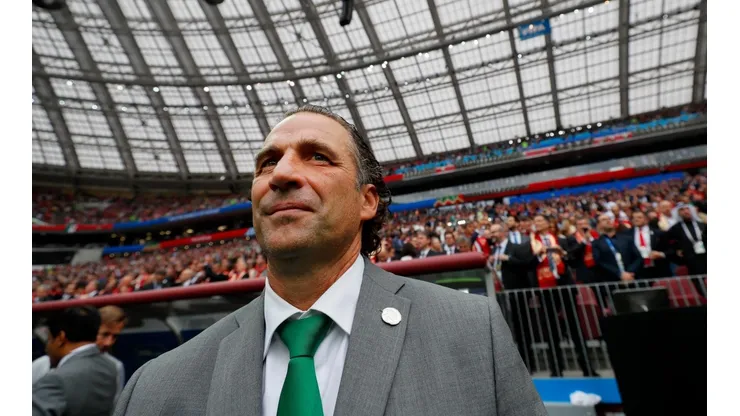 ¿SIGUE? Todo indica que sería la despedida del técnico cuando acabe el torneo. (Foto: Getty).