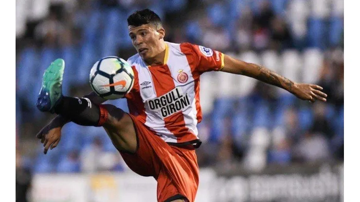 Pedro Porro con la camiseta de Girona.