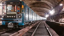 El metro de Moscú no quiere perderse el Mundial.