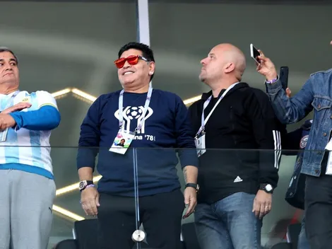 Maradona le pegó con todo a Sampaoli y agregó que "así no puede volver a Argentina"
