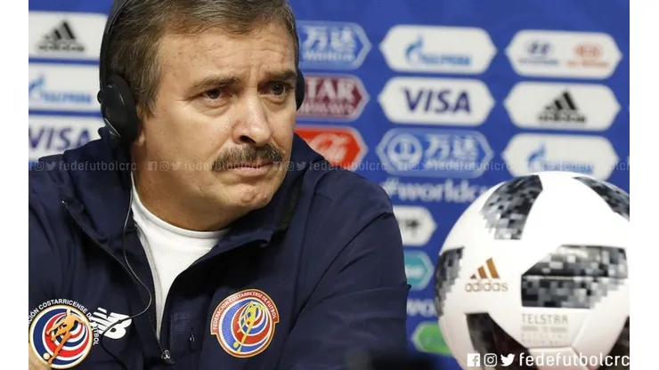 "Machillo" reconoció la presión que le otorga ser el primer tico en dirigir a la Sele en un Mundial