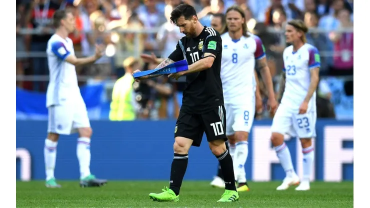 BRONCA AL MÁXIMO. Lionel Messi después del pitazo final en el empate entre Argentina e Islandia (Foto: Getty).