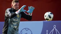 Armani suplente indignó a argentinos y colombianos por igual.