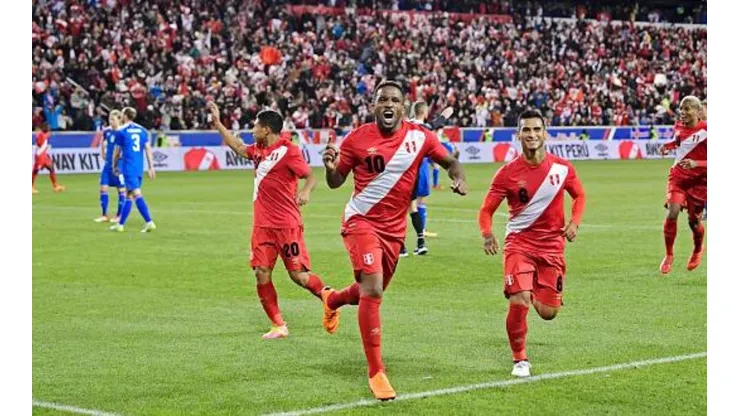 Un ilusionado Perú busca abrir con triunfo en Rusia 2018