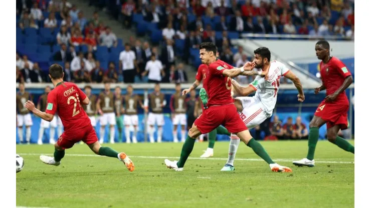 Diego Costa doblegó a Portugal con un remate certero.