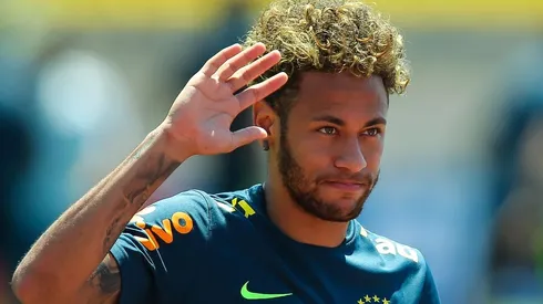 Foto de Neymar en el entrenamiento de Brasil.