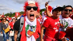 Hinchas peruanos se tomaron Rusia