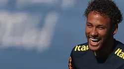 Neymar es pura alegría entrenando en Rusia.