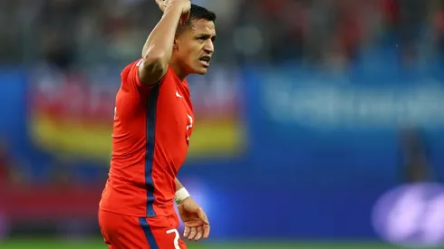 NO LE GUSTÓ NADA. El disgusto de Alexis Sánchez en la Copa Confederaciones con Chile (Foto: Getty).