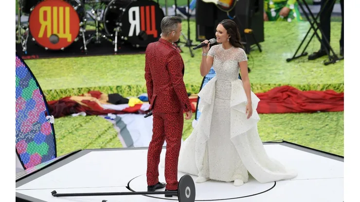 Foto de los cantantes en la inauguración del Mundial.