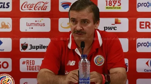 El seleccionador pudiera optar por Joel Campbell como hombre en punta por petición de Bryan Ruiz