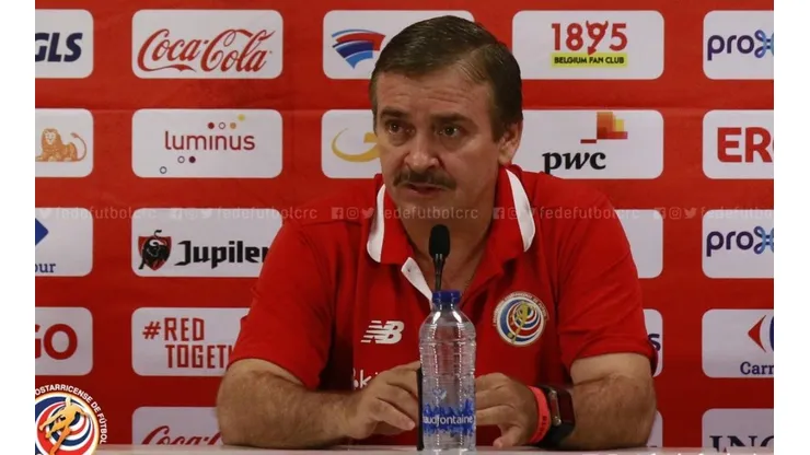 El seleccionador pudiera optar por Joel Campbell como hombre en punta por petición de Bryan Ruiz