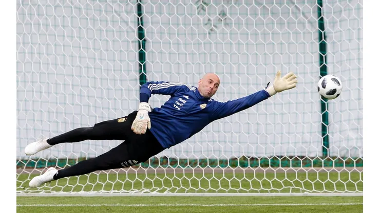 Caballero atajaría de titular con Argentina
