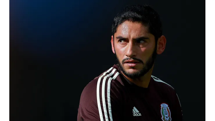 Chuy Corona entrenando para el Mundial.