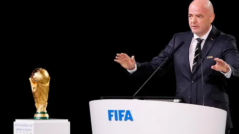 Infantino con la copa