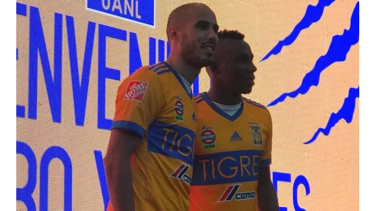El argentino junto a Julián Quiñónes se pusieron la playera "felina"