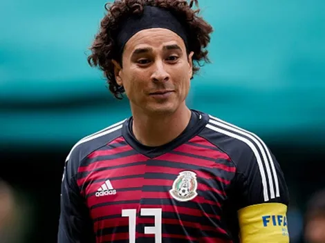 El brutal posteo de Memo Ochoa