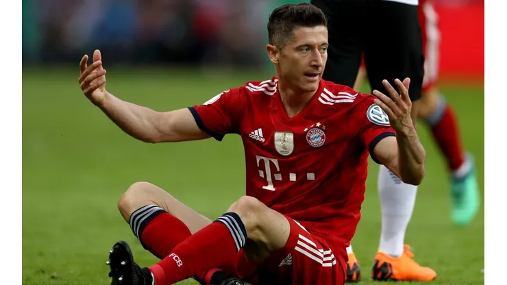 El presidente del Bayern Munich confirmó que Lewandowski se queda