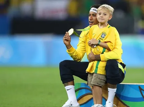 Neymar rompió en lágrimas al volver a "su vieja casa"