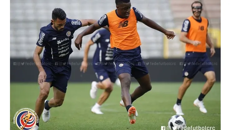 El atacante del club español Betis no estaría disponible para el duelo en Bruselas