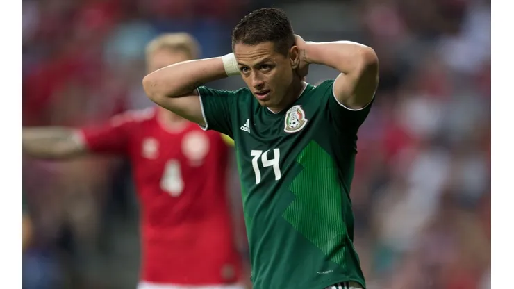 Chicharito aseguró que no hubo escorts en la fiesta