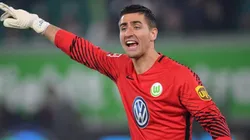 Koen Casteels en el arco de Wolfsburgo.