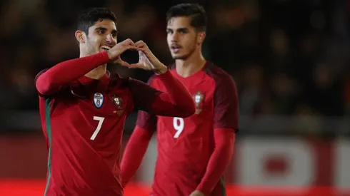 Gonçalo Guedes con el seleccionado portugués.