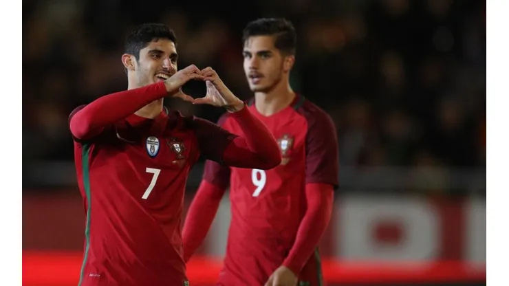 Gonçalo Guedes con el seleccionado portugués.