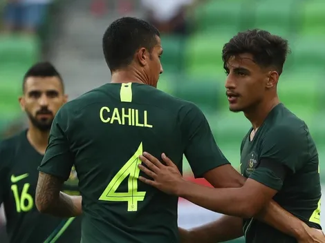 Australia llega al Mundial después de un partido accidentado