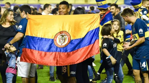 Foto de Frank Fabra con la camiseta de la Selección Colombia.