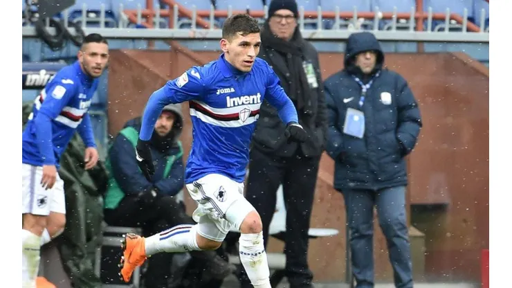 Lucas Torreira defendiendo los colores de Sampdoria.